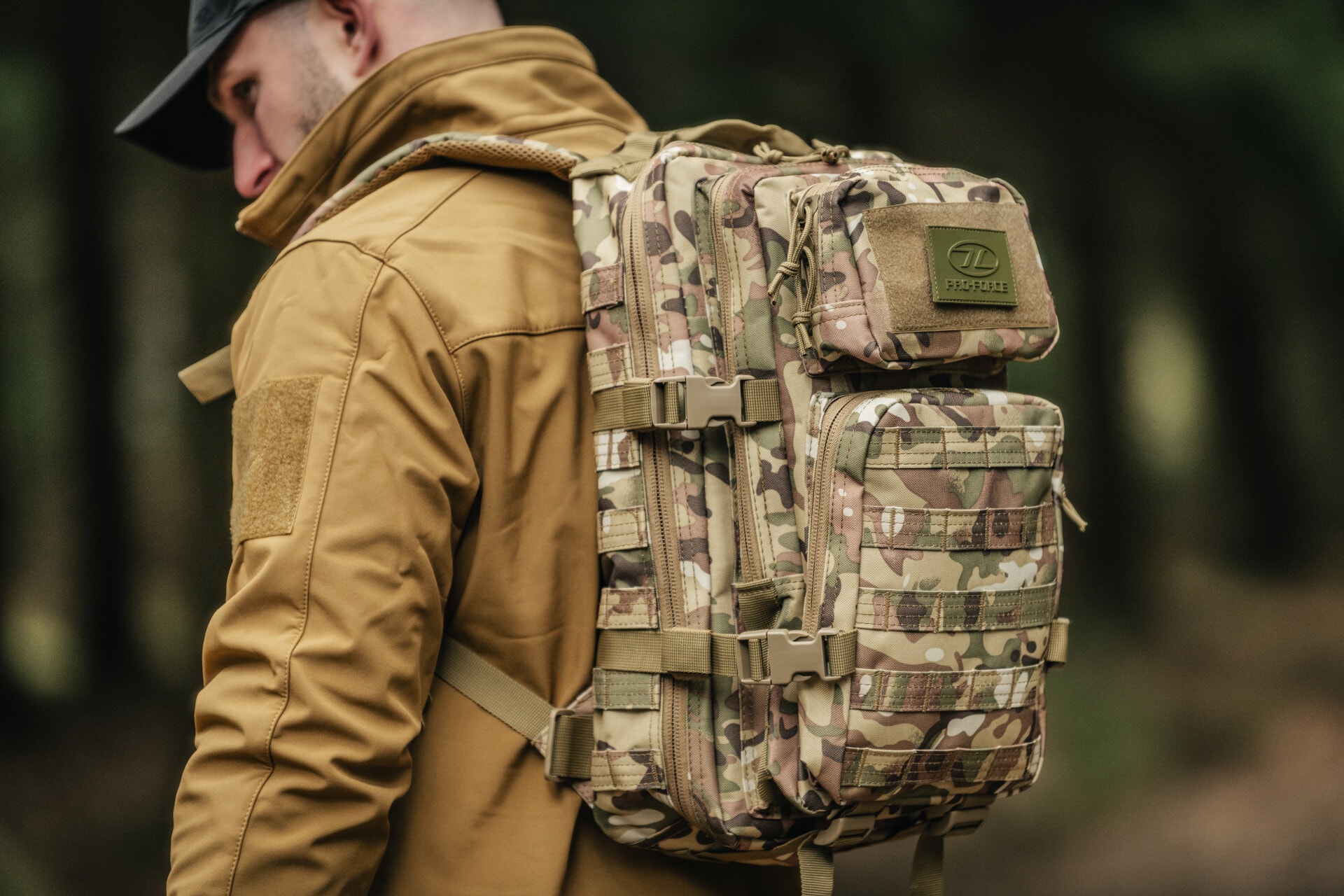 Highlander - Forces Recon - Rucksack 28 l - Arid MC Camo