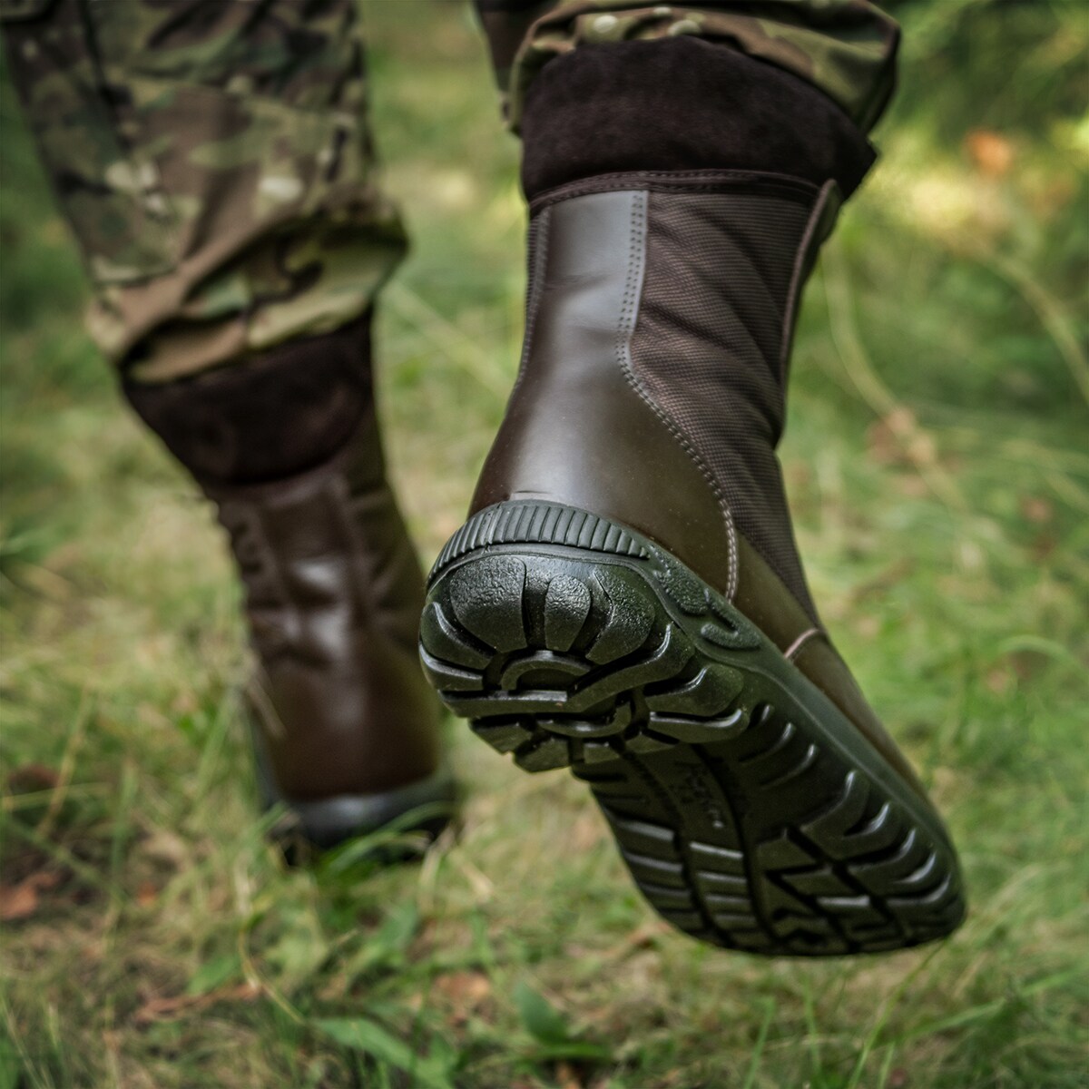 Protektor - Grom Schuhe - Brown