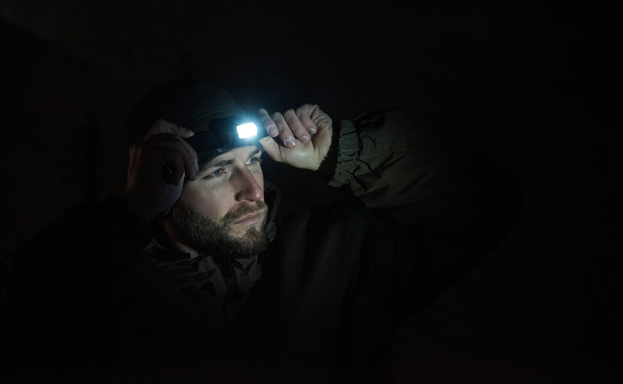 Mil-Tec LED Headlamp 4 Color Black - 65 lumens