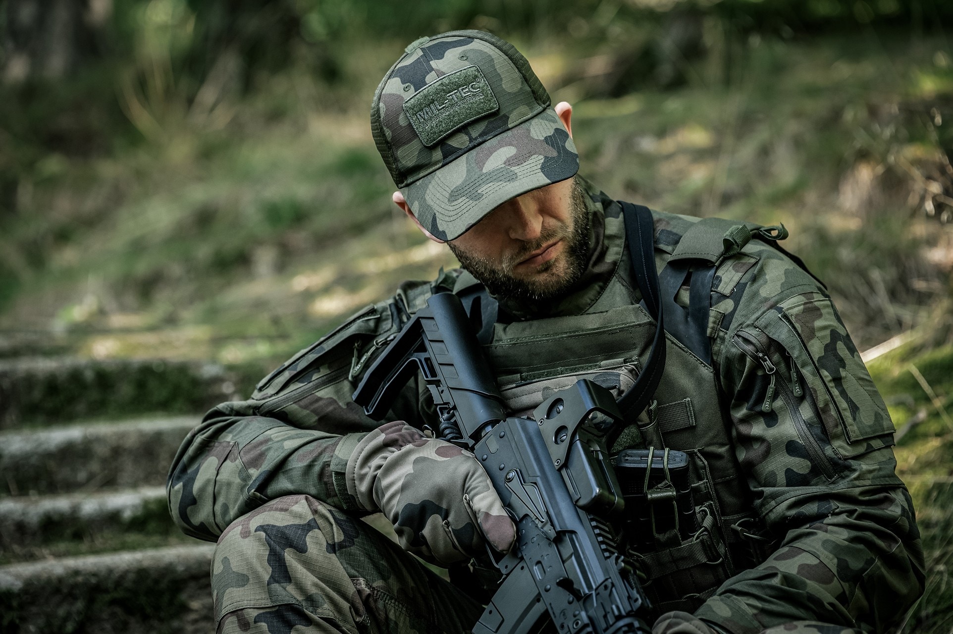 Mil-Tec Plate Carrier Gen. 2 Tactical Vest - Olive