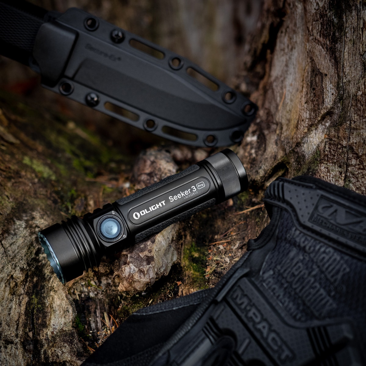 Olight Seeker 3 Pro Bright Flashlight Black - 4200 lumens