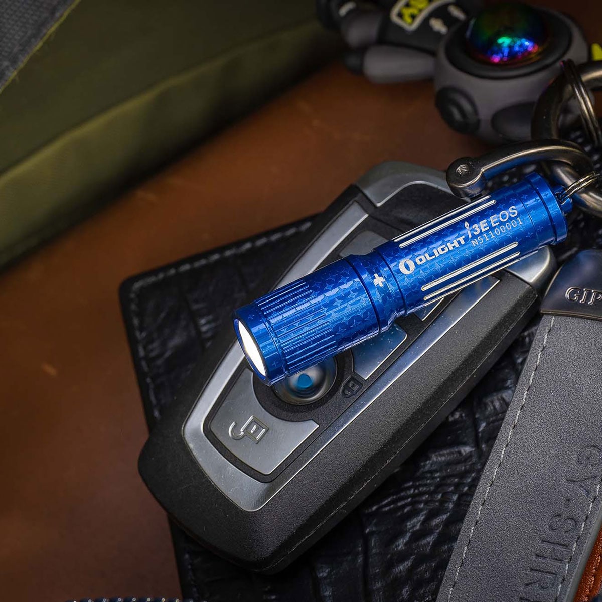 Olight I3E EOS Stellar Blue flashlight - 90 lumens