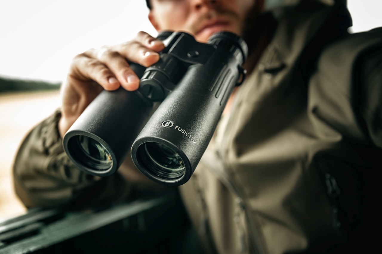 Bushnell Fusion X 10x42 binoculars with laser rangefinder