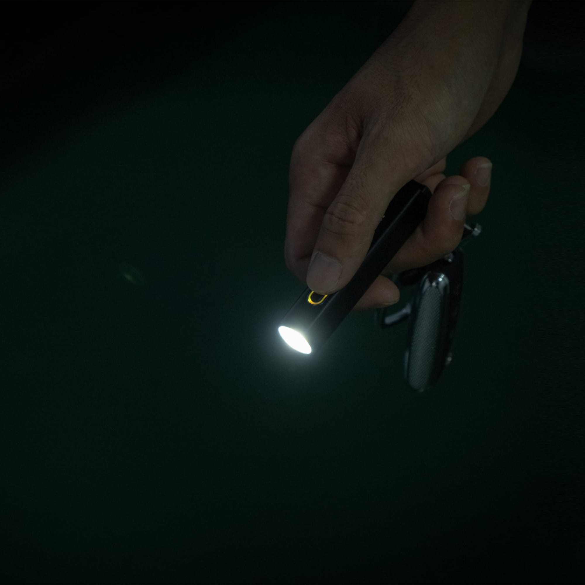 Olight Diffuse Flashlight Black - 700 lumens