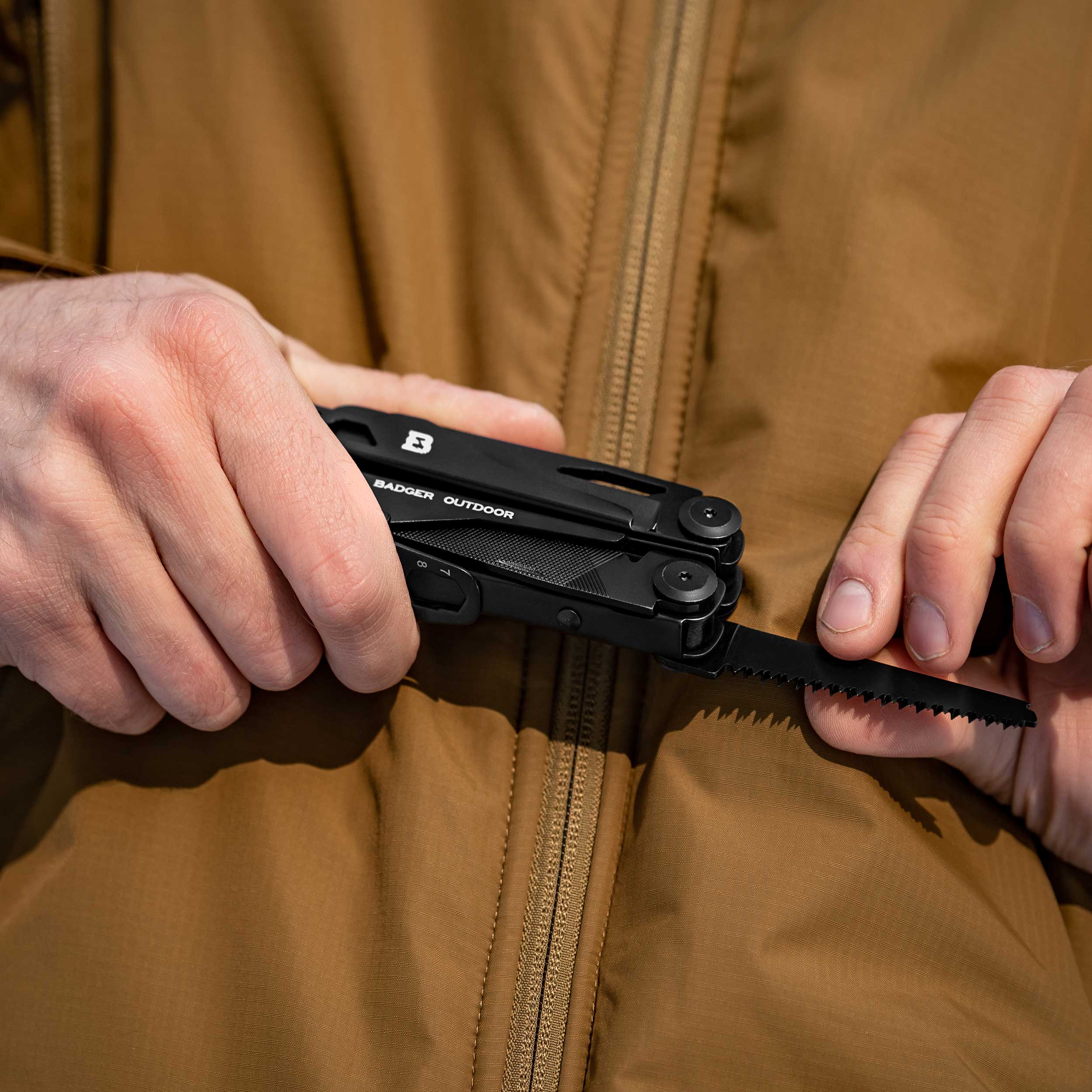 Badger Outdoor Solid Multitool Black
