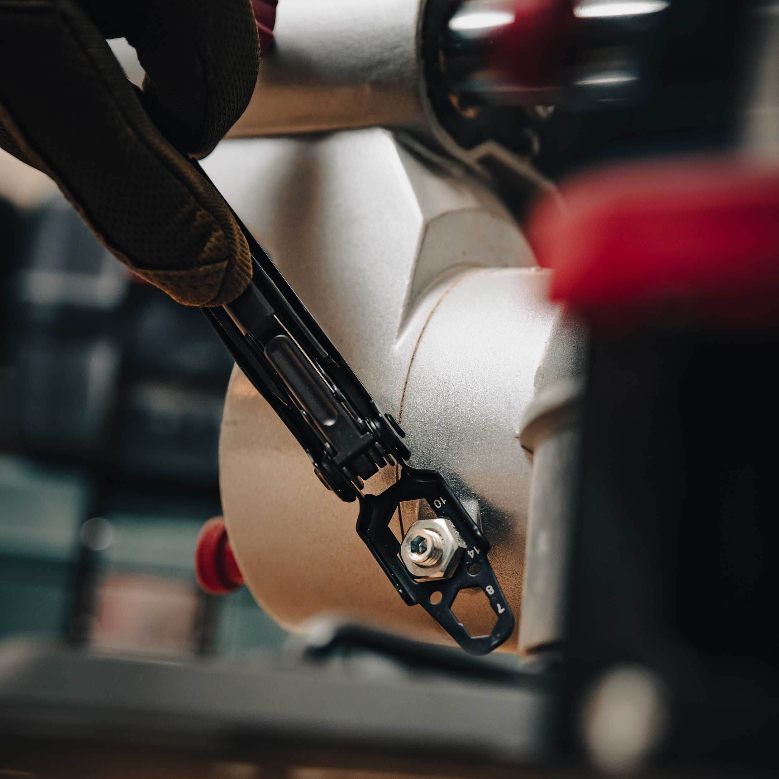 Badger Outdoor Solid Multitool Black