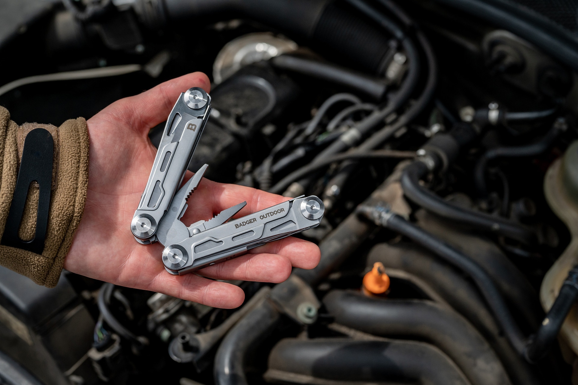 Badger Outdoor Thorn Multitool