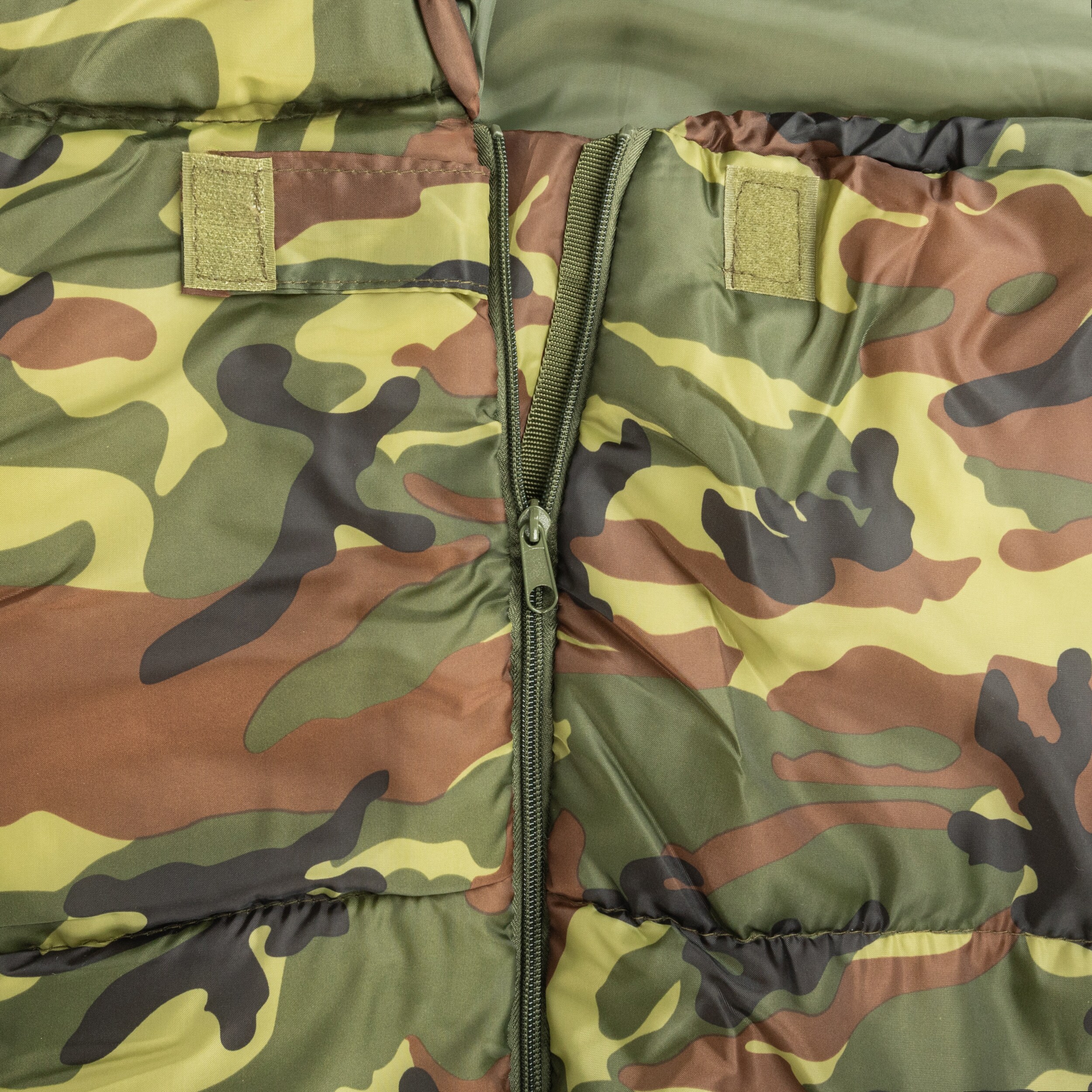 Mil-Tec Commando Sleeping Bag - Woodland