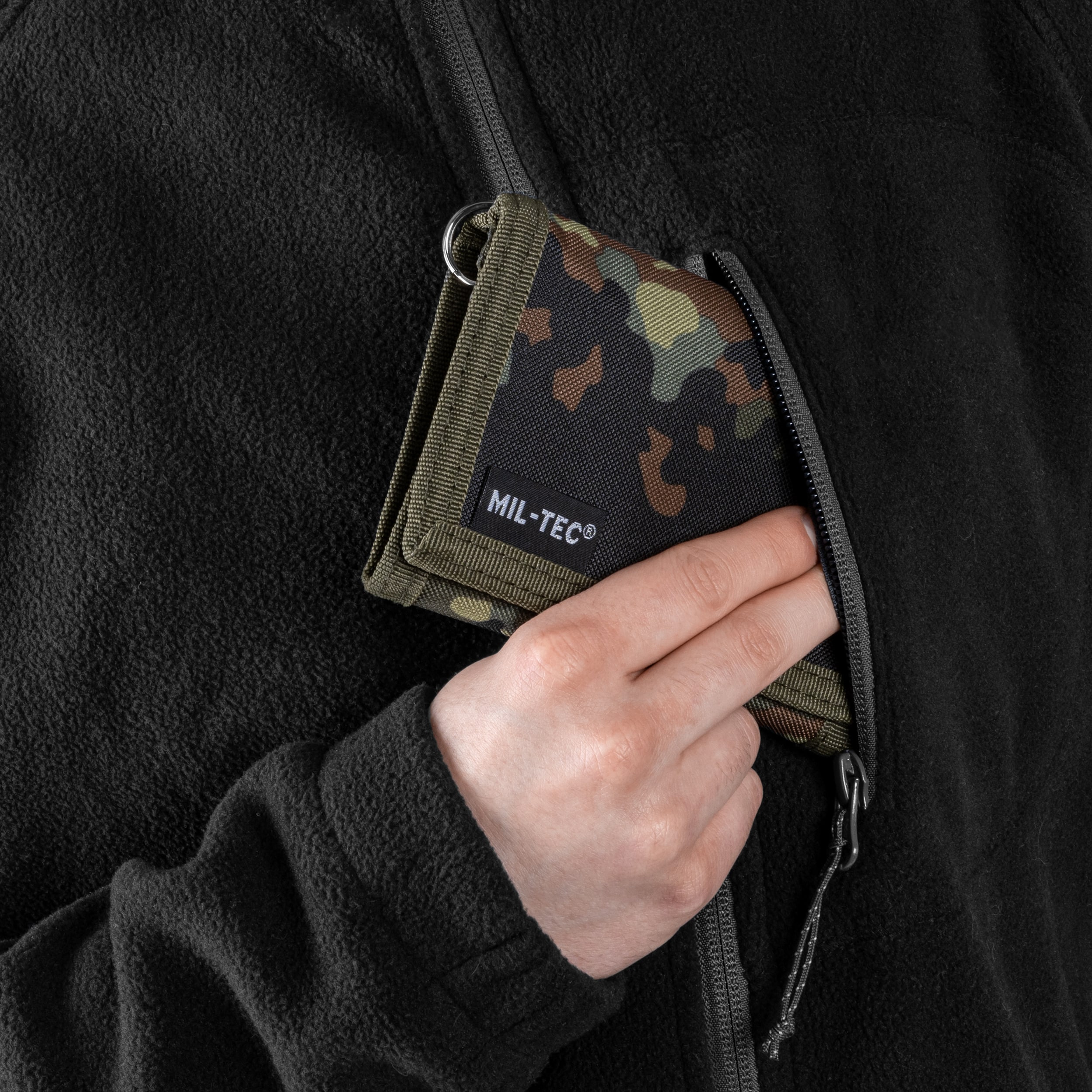 Mil-Tec Wallet with chain - Flecktarn