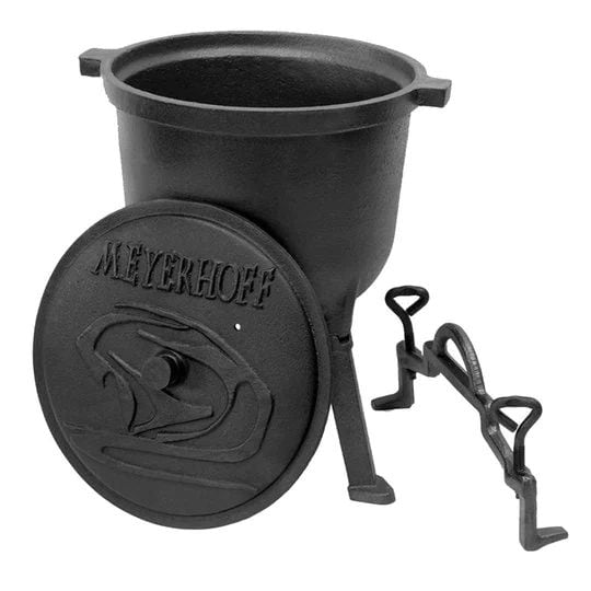 Meyerhoff cast iron cauldron 8 l above the fire