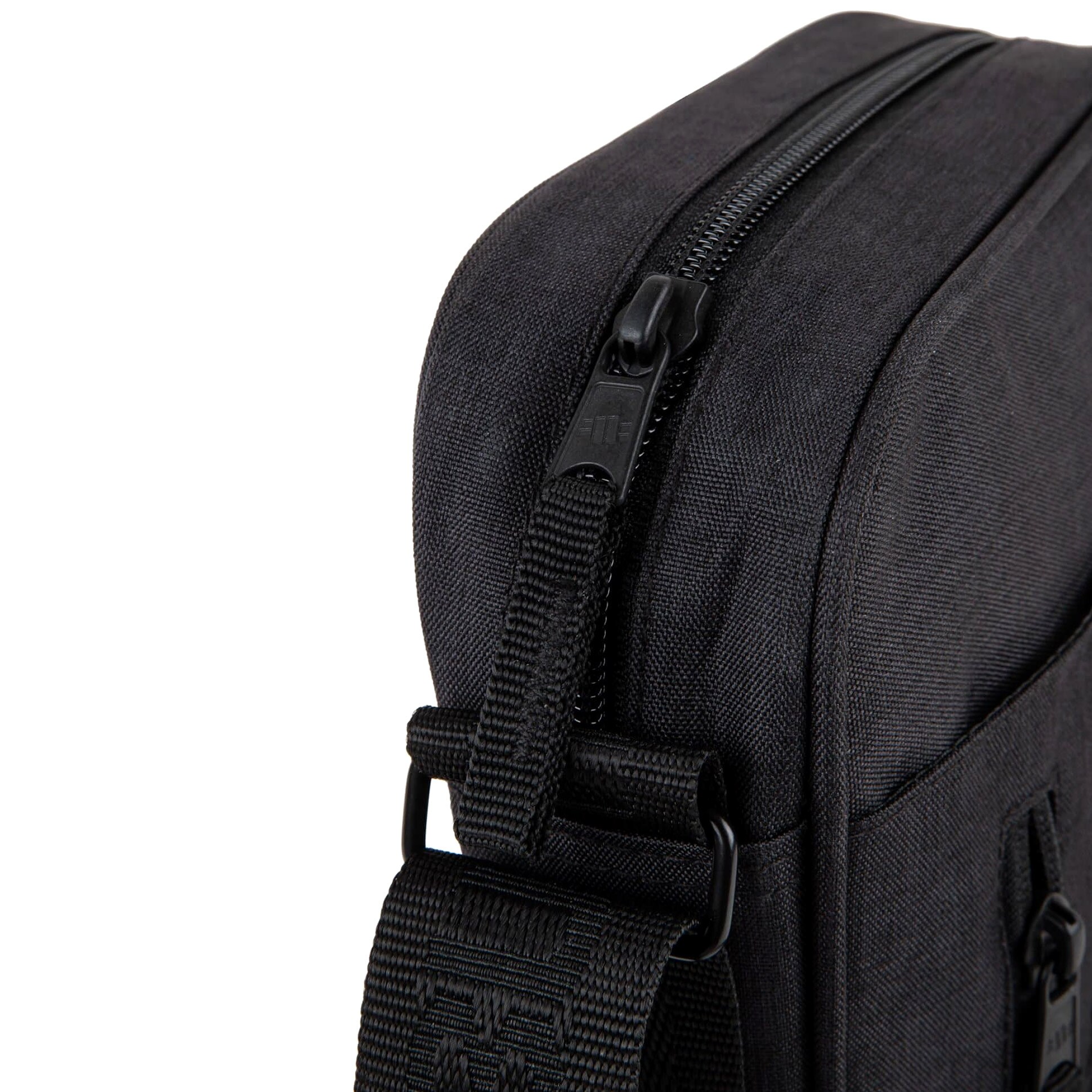 Pitbull Concord Shoulder Bag - Black
