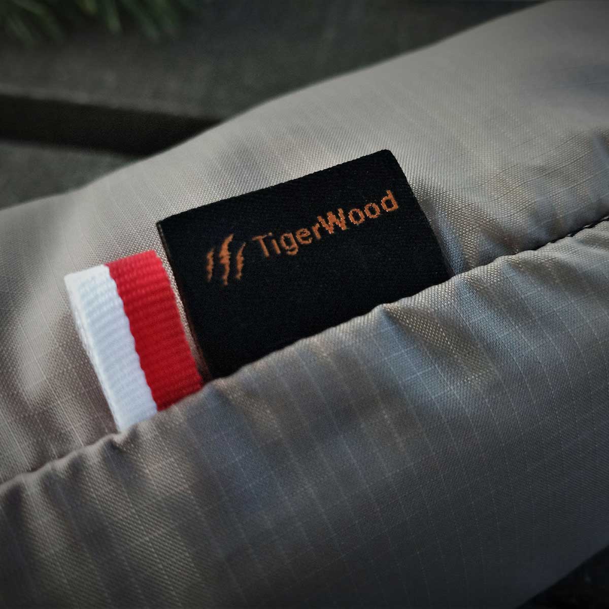 TigerWood Dragonfly V2 Ultralight Hammock with Mosquito Net Desert