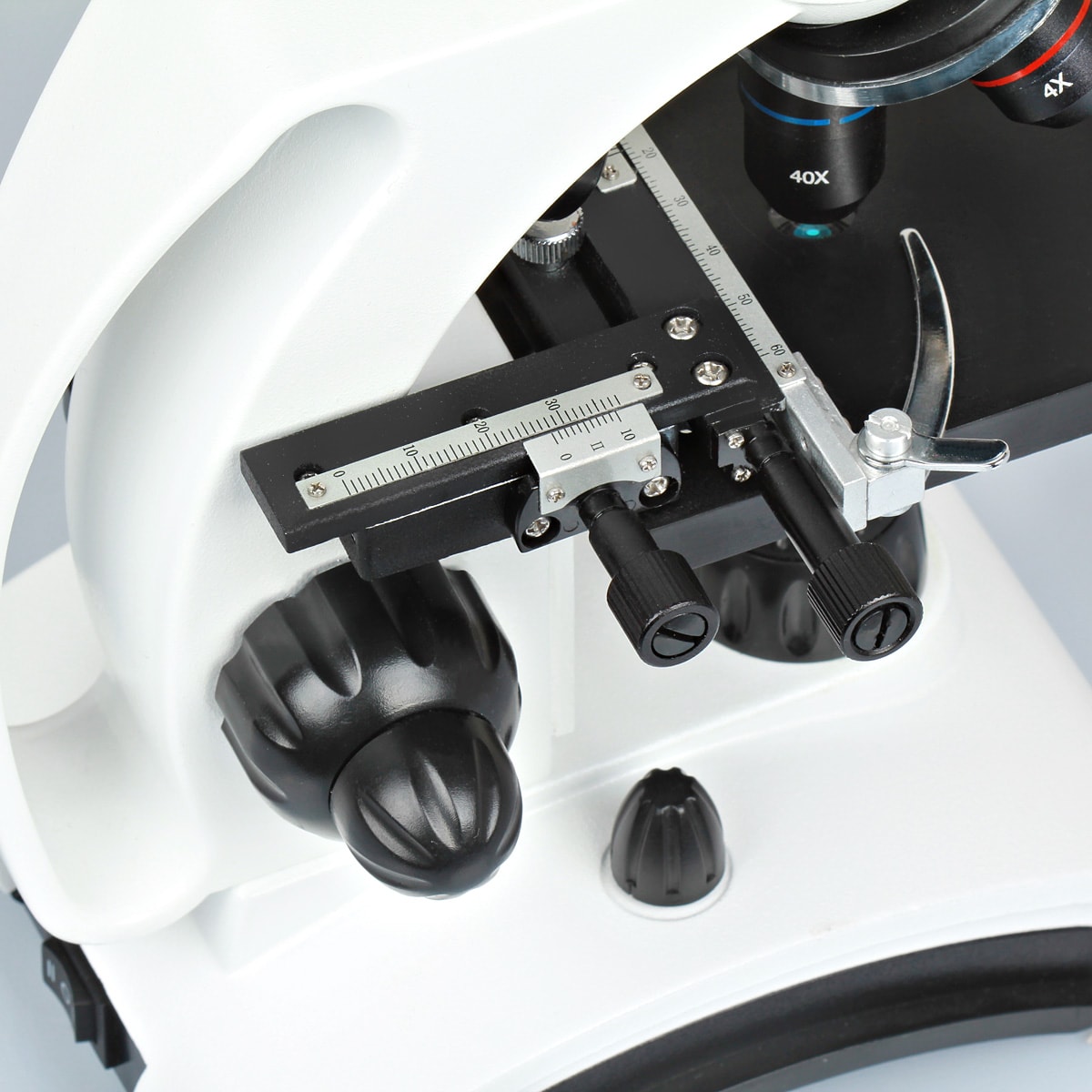 Delta Optical BioLight 300 microscope