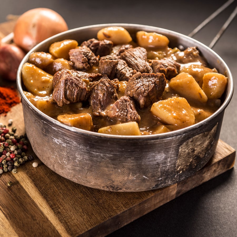 Adventure Menu Ready-made dish Beef goulash with potatoes 400 g