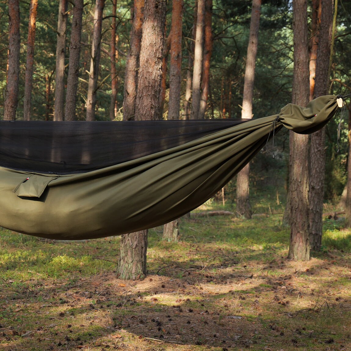 Camp hammock TigerWood Bear Olive - with mosquito net