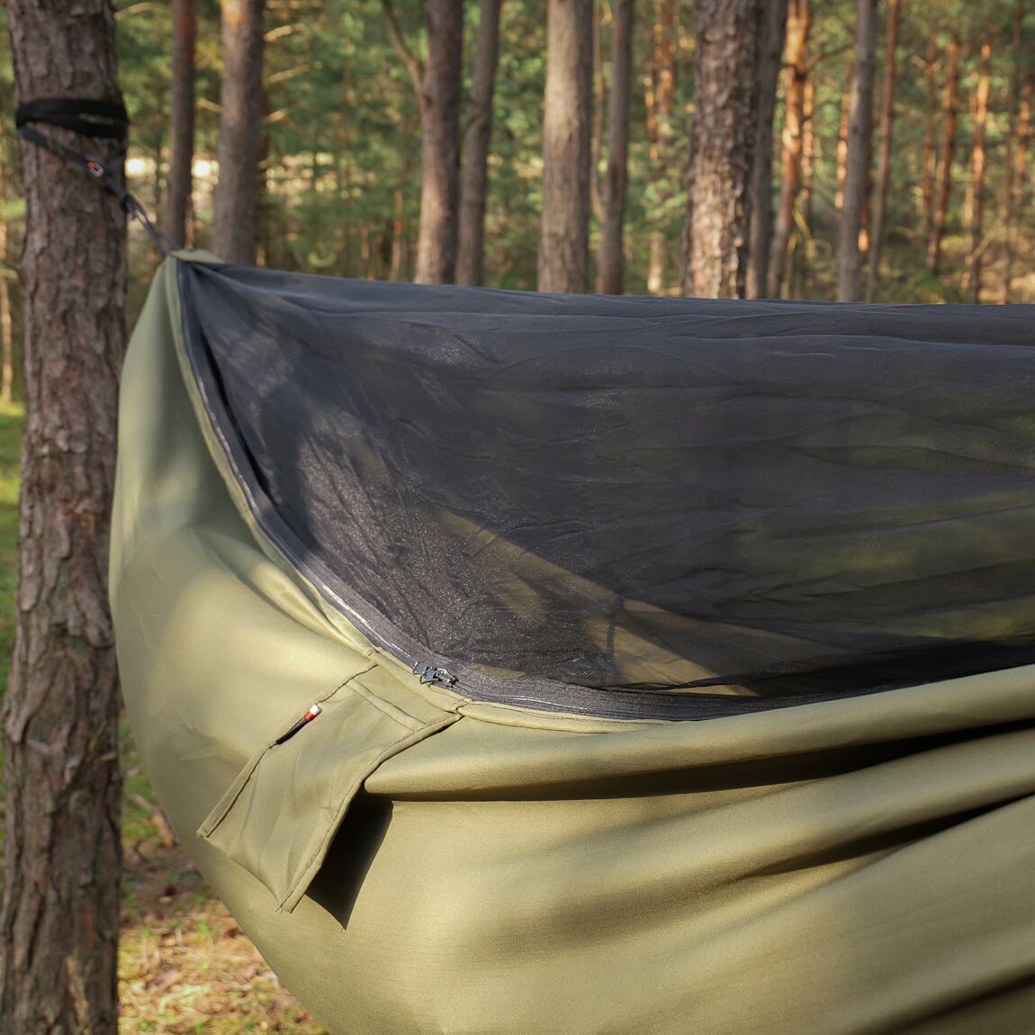 Camp hammock TigerWood Bear Olive - with mosquito net