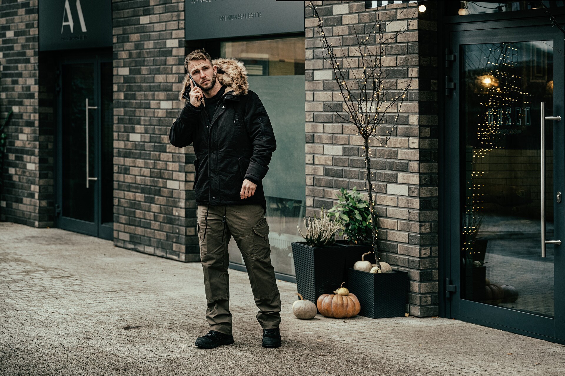 Military Wear Fish Tail Parka Jacket - Black