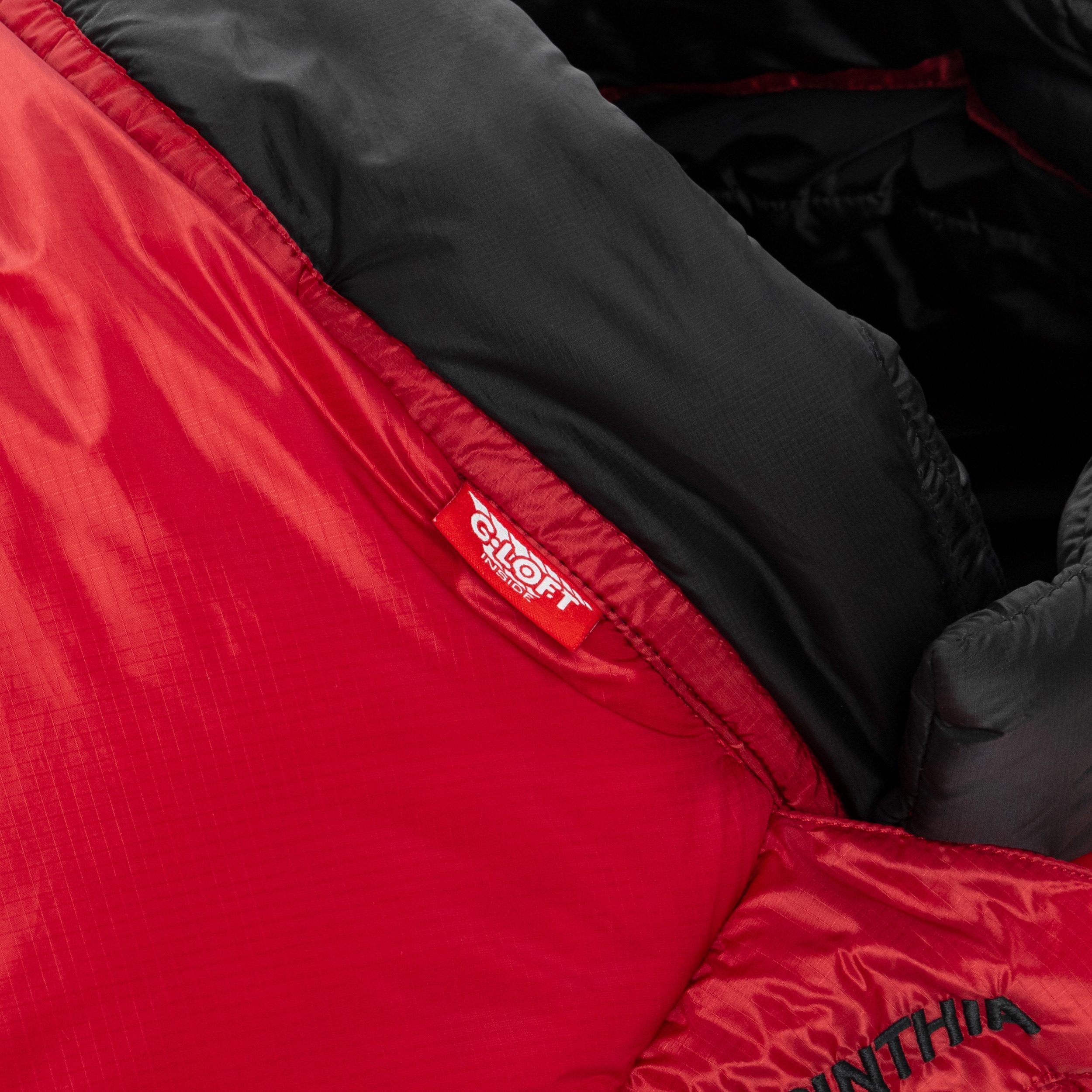 Carinthia D 350X Medium Sleeping Bag left - Red