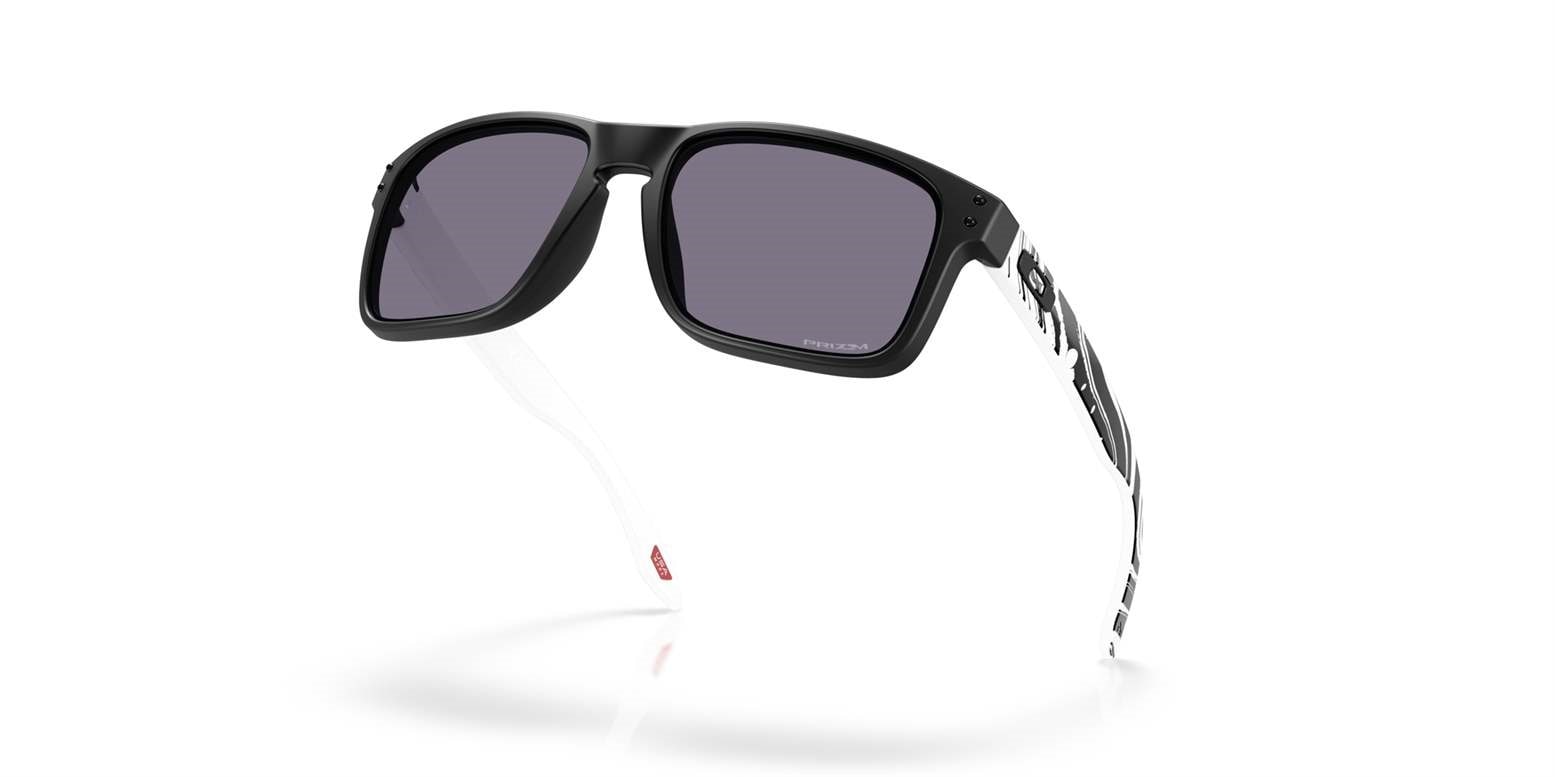 Oakley Holbrook Sunglasses - Matte Black/Prizm Grey