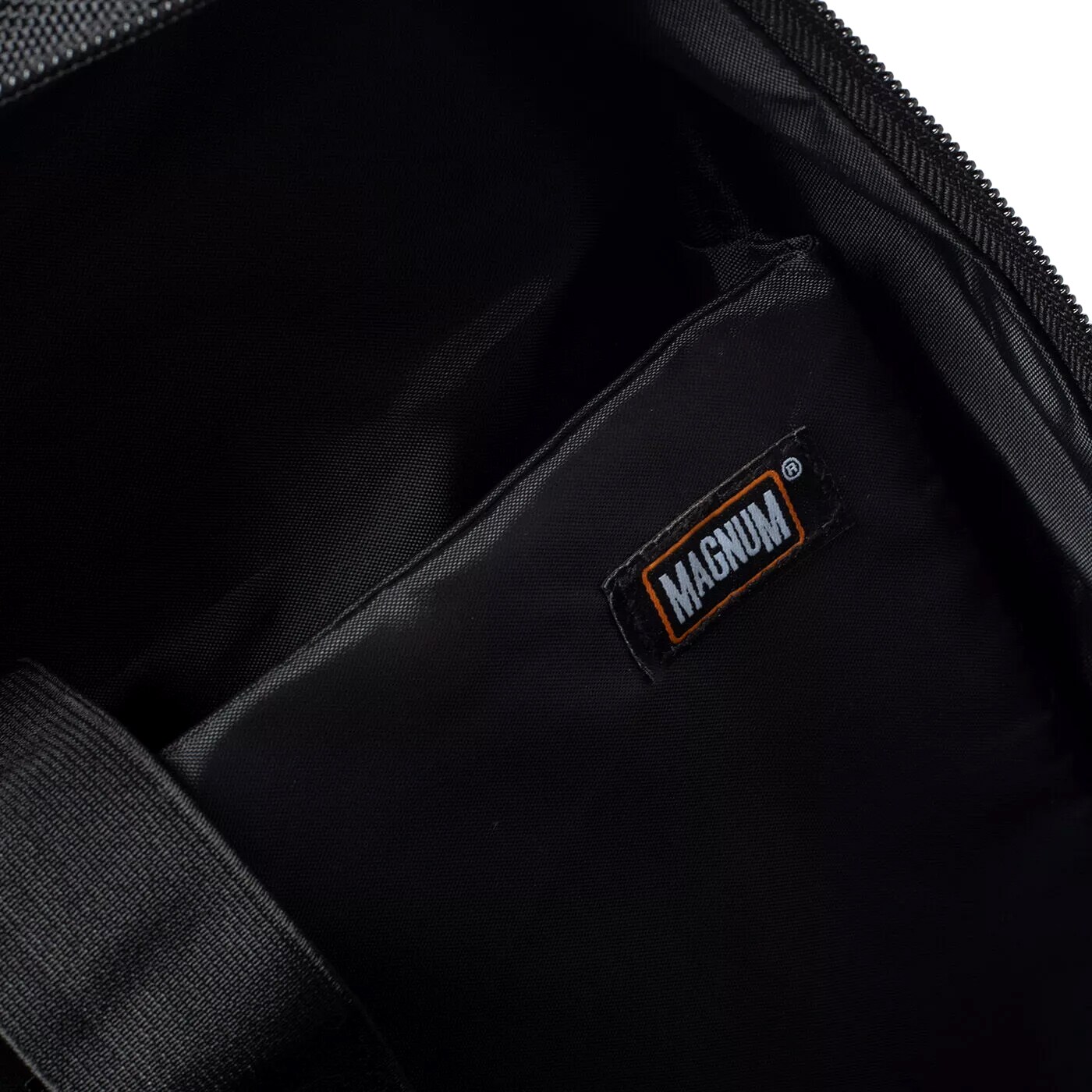 Magnum Arni 24 l Backpack - Black