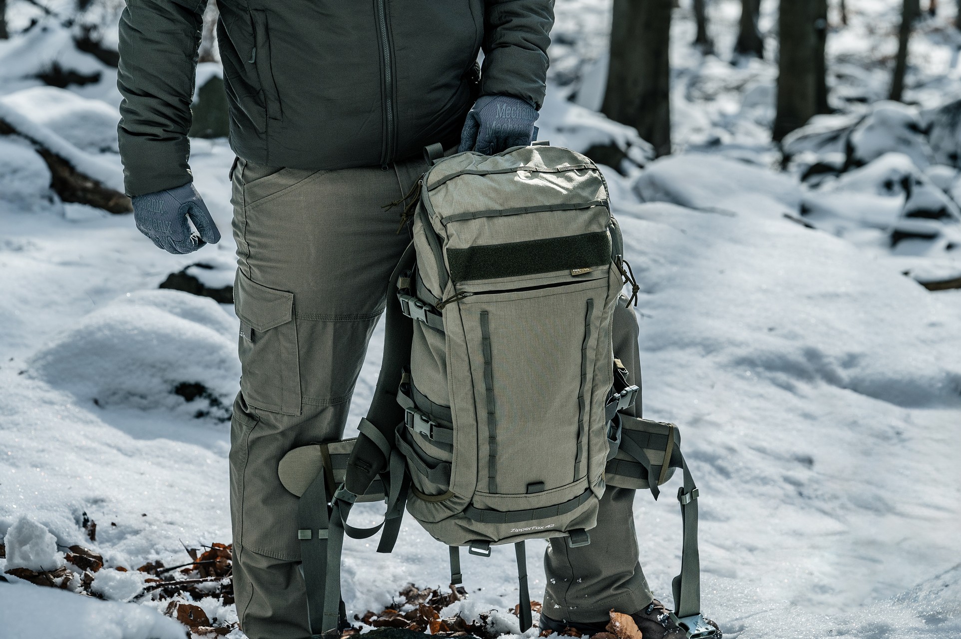 Wisport Zipper Fox 42 Backpack 40 l - RAL 7013