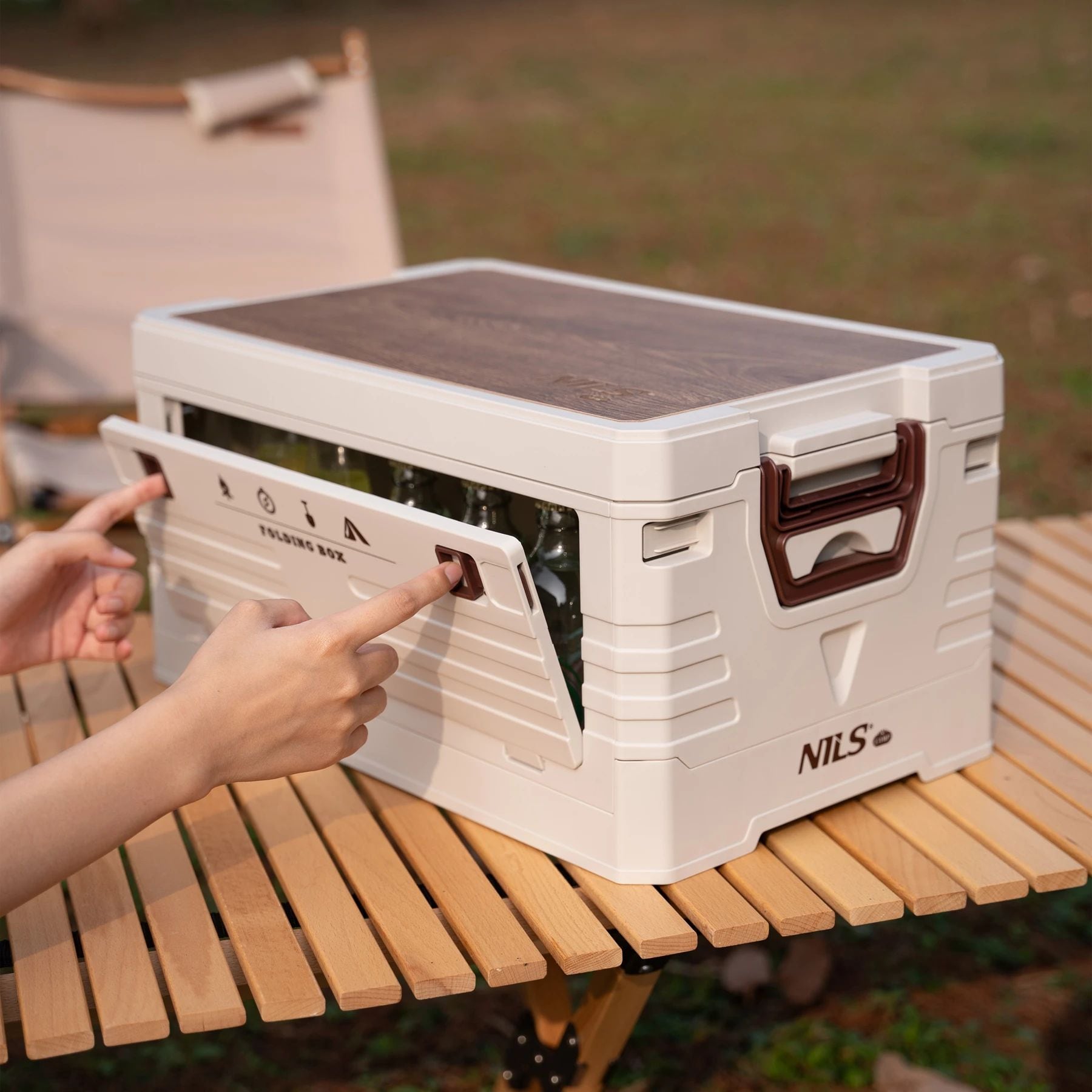 Nils Camp NCB4002 Transport Box 32 l with wooden top