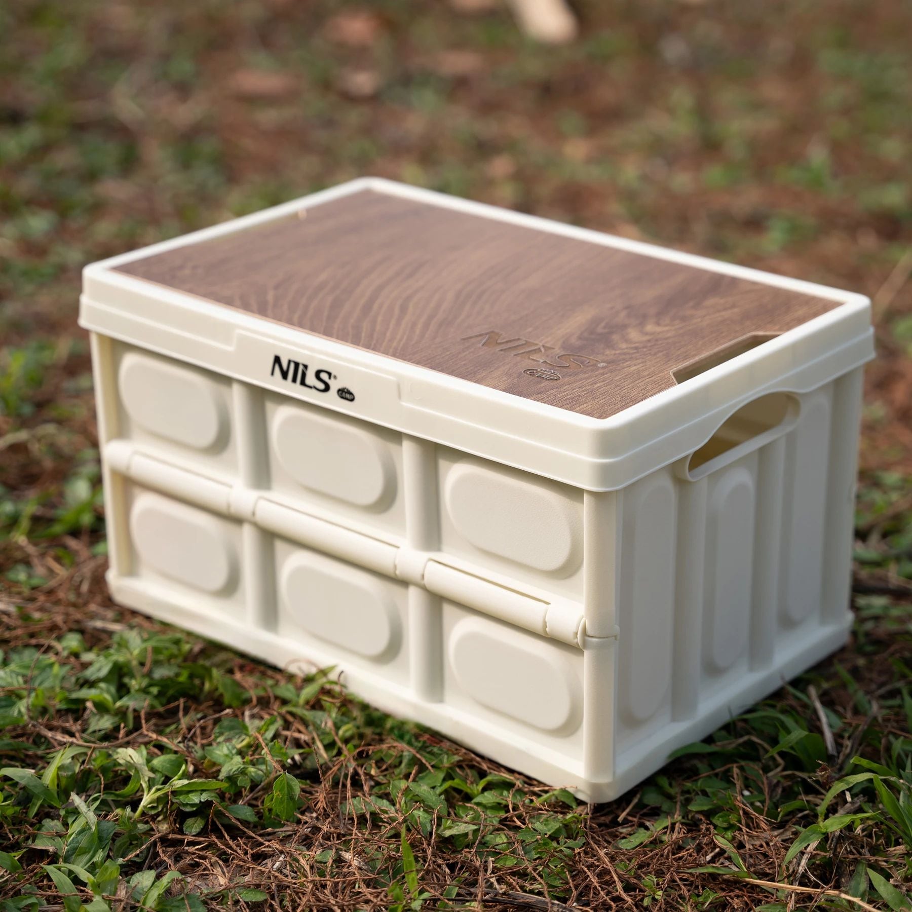 Nils Camp NCB4007 Transport Crate with Wooden Top 9 l