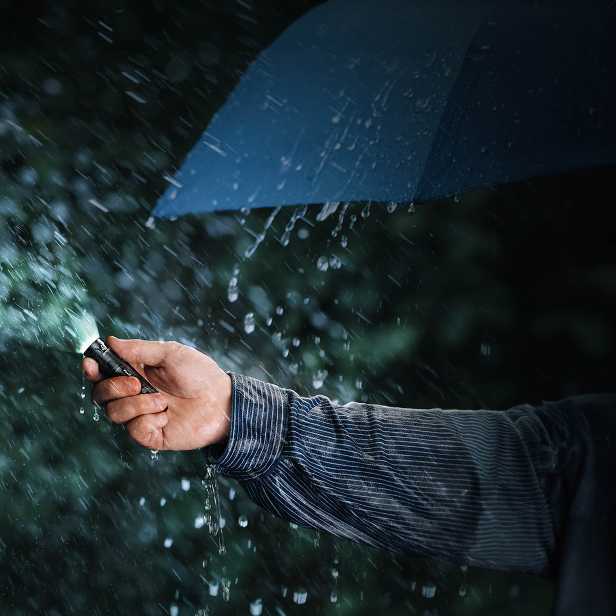 Fenix E12 V3.0 Torch - 200 lumens