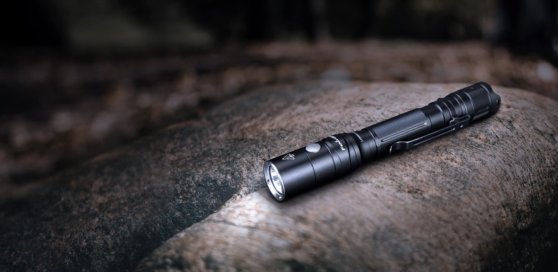 Fenix LD22 V2.0 Torch - 800 lumens