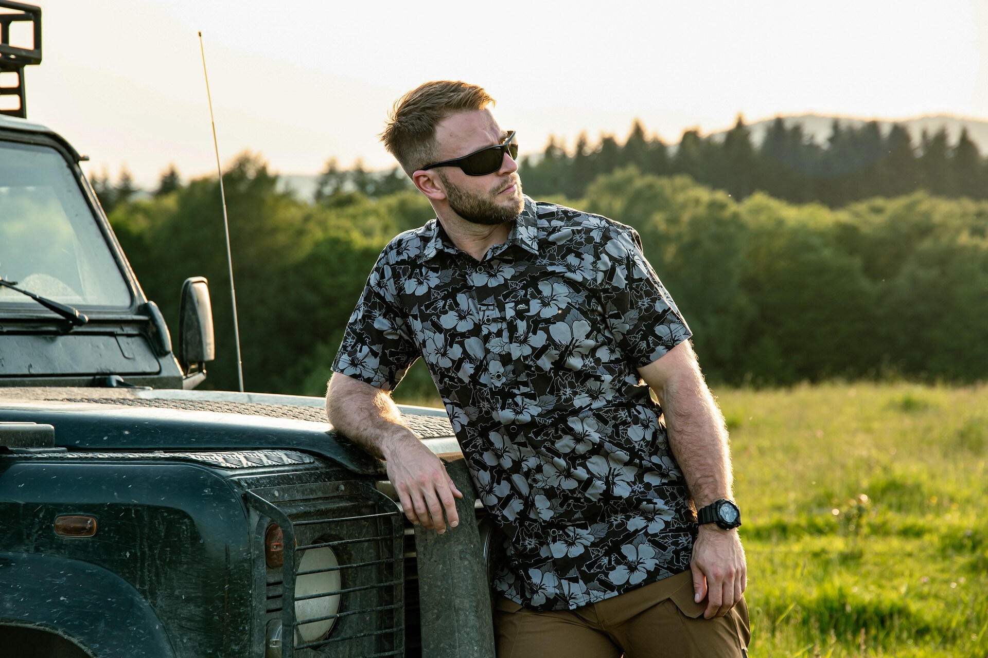 Helikon-Tex Tactical Hawaiian Short Sleeve Shirt - Dark Ops
