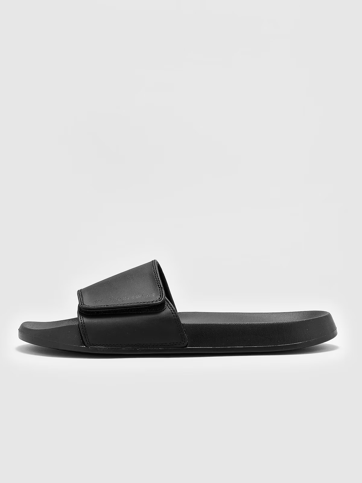 4F M032A Flip-Flops - Deep Black