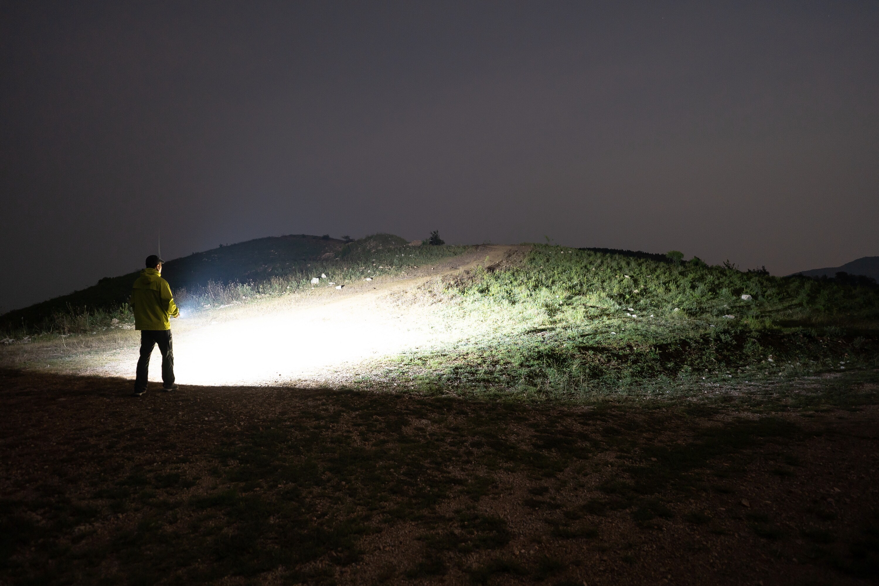 Olight ArkPro Class 1 Cool White Flashlight OD Green - 1500 lumens