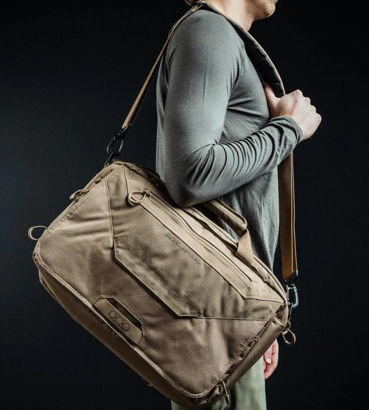 Eberlestock Executive Brief Bag 17,2 l - Dry Earth