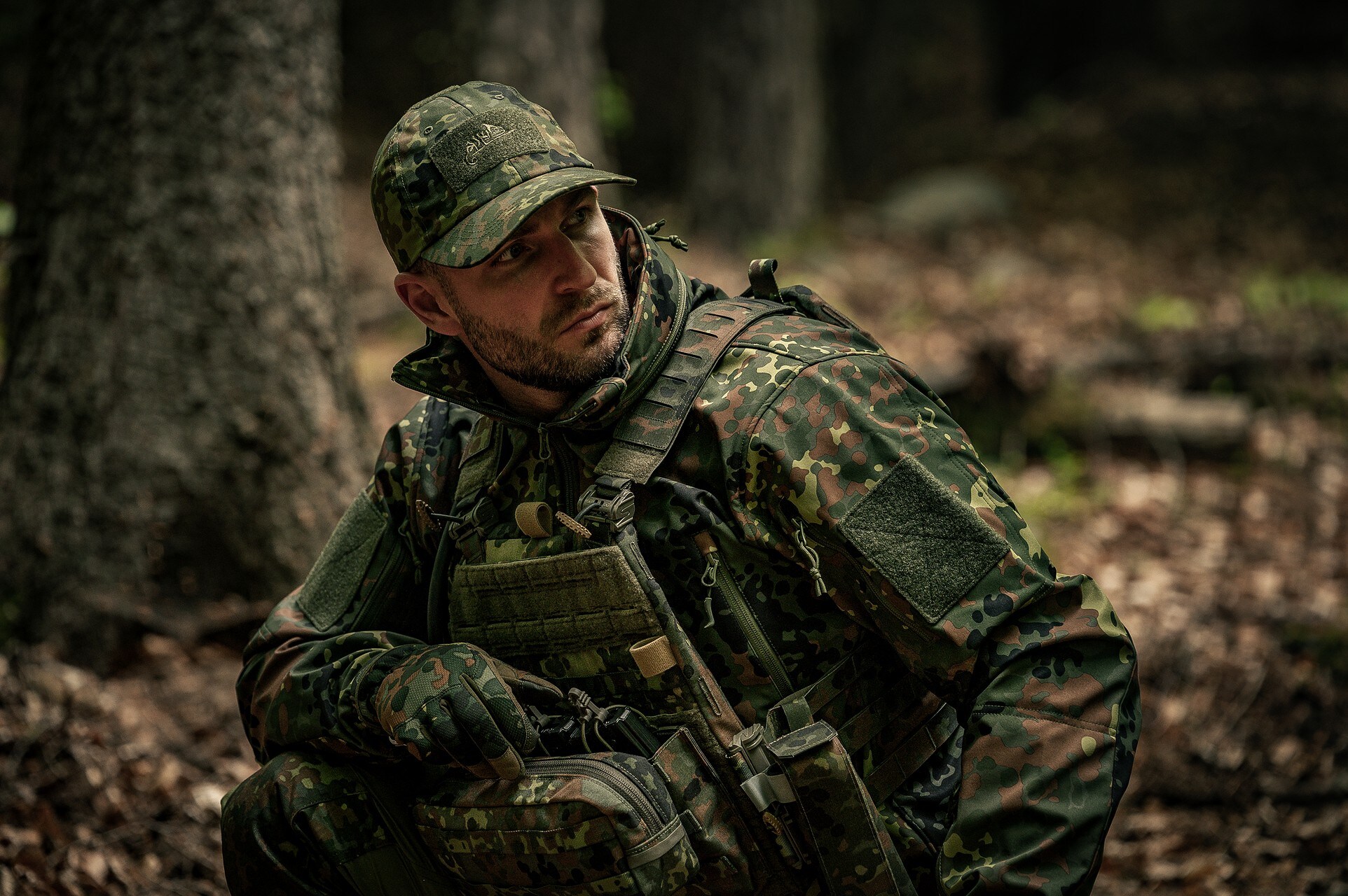 Lindnerhof Plate Carrier LT042/2 Tactical Vest - Flecktarn