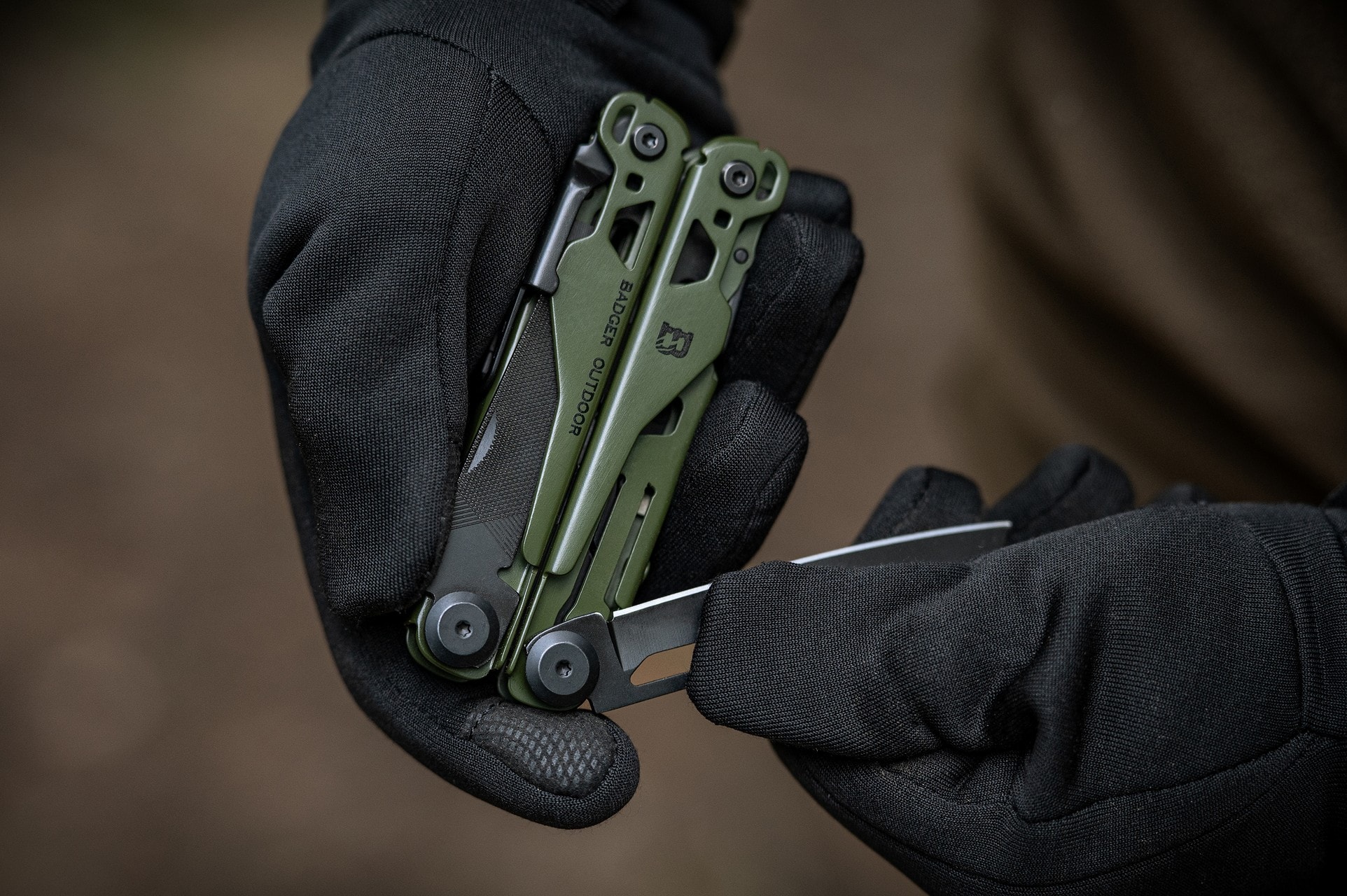 Badger Outdoor Solid Multitool - Olive