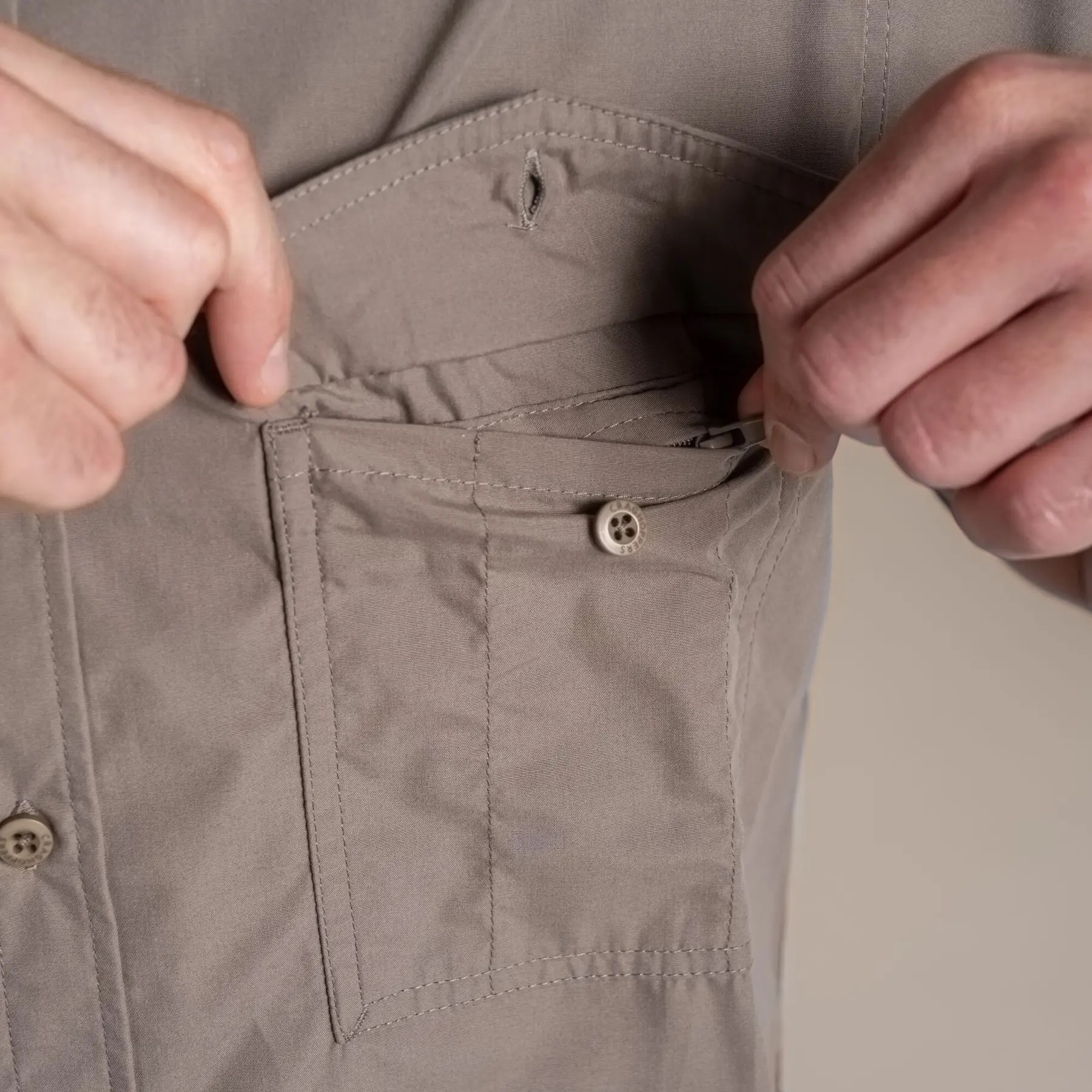 Craghoppers Kiwi II Short Sleeved Shirt - Pebble