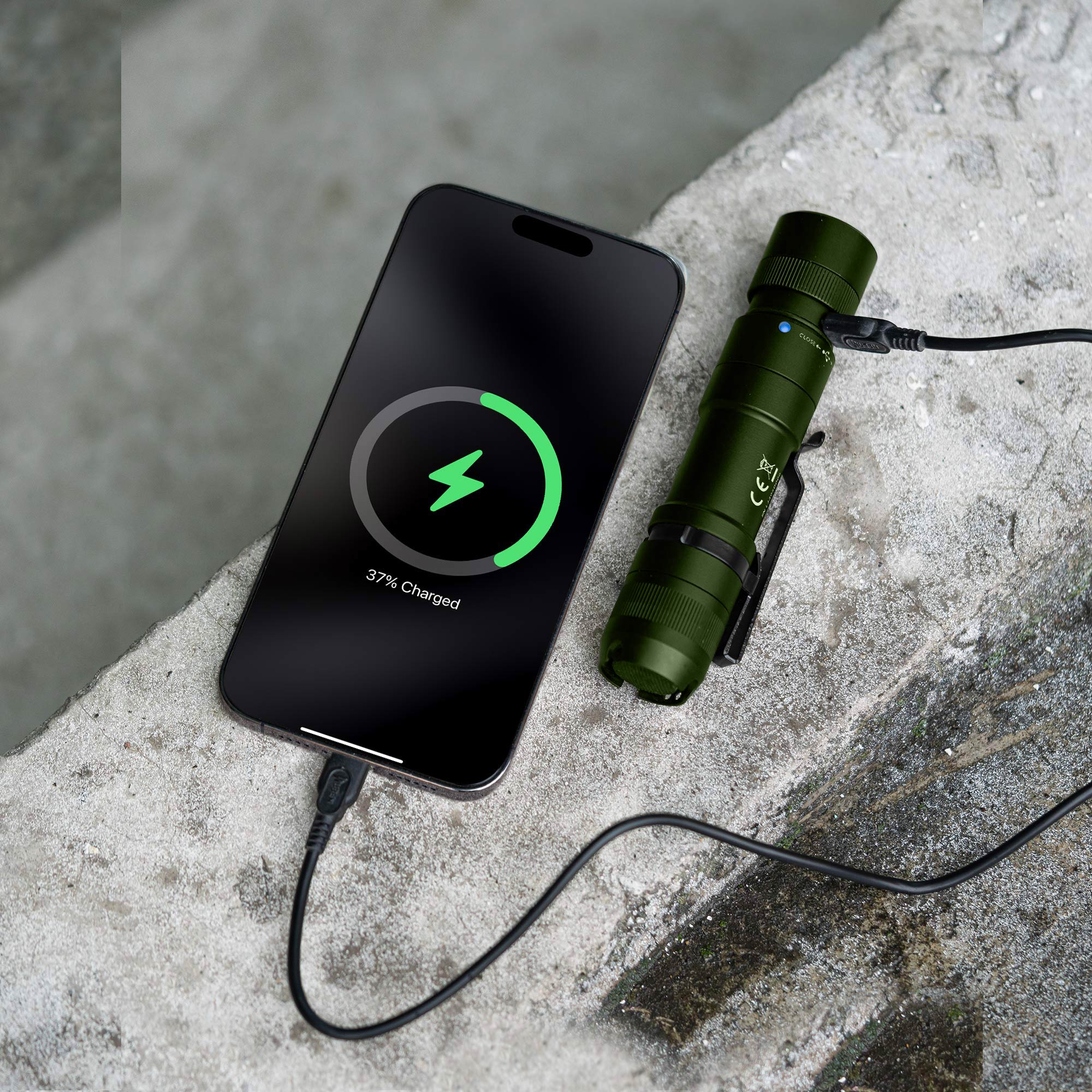 Wuben L3 Black Flashlight with powerbank function Army Green - 3000 lumens