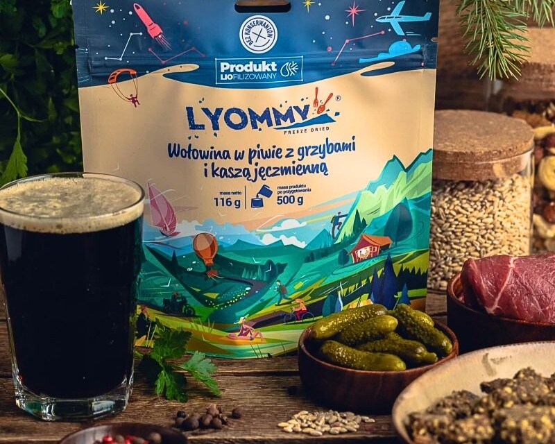 Lyommy Freeze-dried Food Beef in beer with mushrooms and barley porridge 81 g/335 kcal
