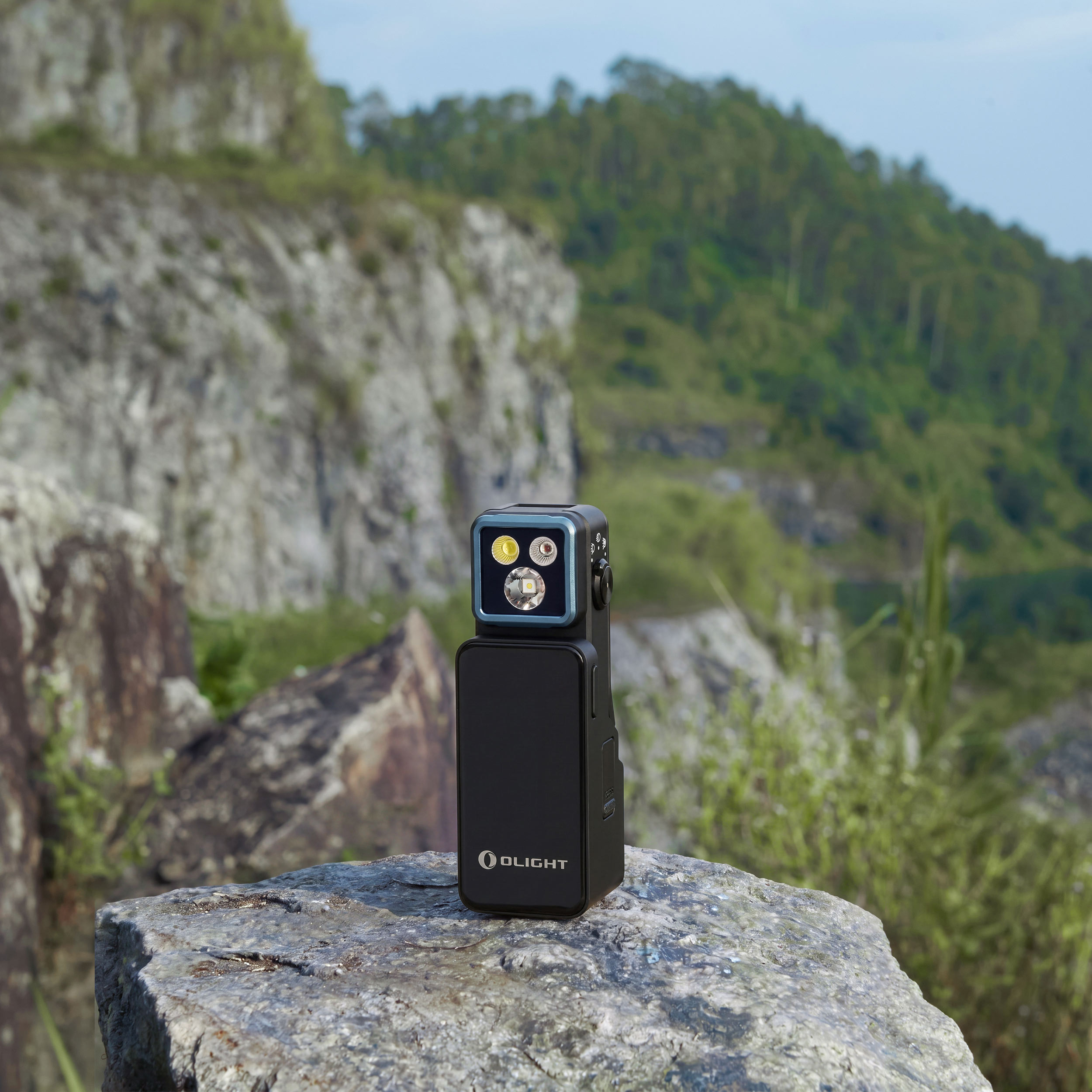 Olight Oclip 2 Pro Premium Black Flashlight 530 Lumens