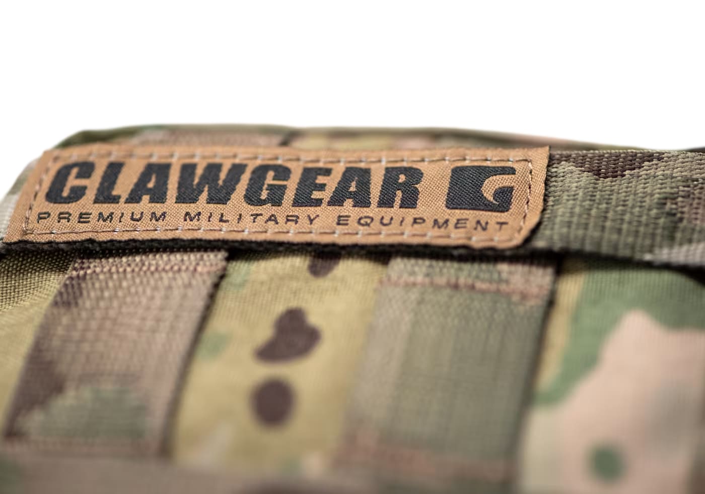 Clawgear Medium Vertical Utility Pouch Zipped Core Pocket - MultiCam