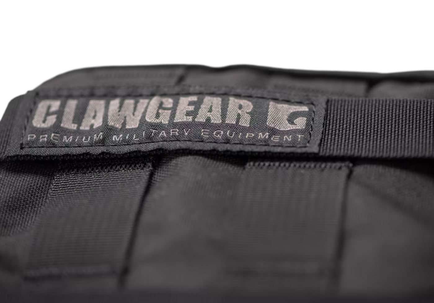 Clawgear Medium Vertical Utility Pouch Zipped Core Pocket - Black