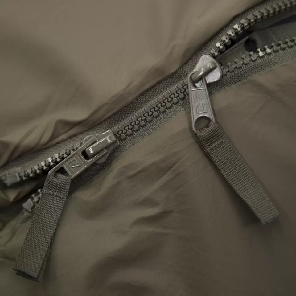 Carinthia Tropen Medium Sleeping Bag - Olive Left