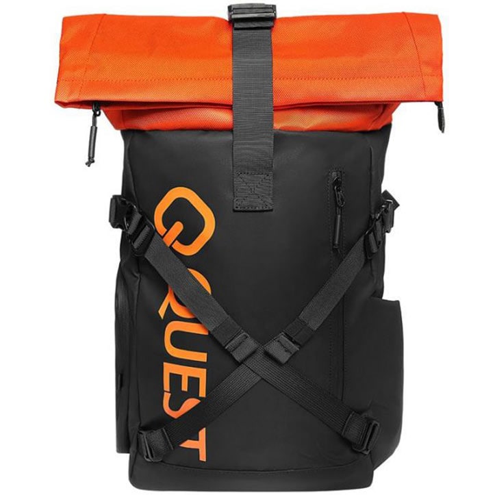 Quest 32 l backpack with USB output - black