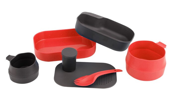 Wildo Camp-A-Box Complete travel kit red