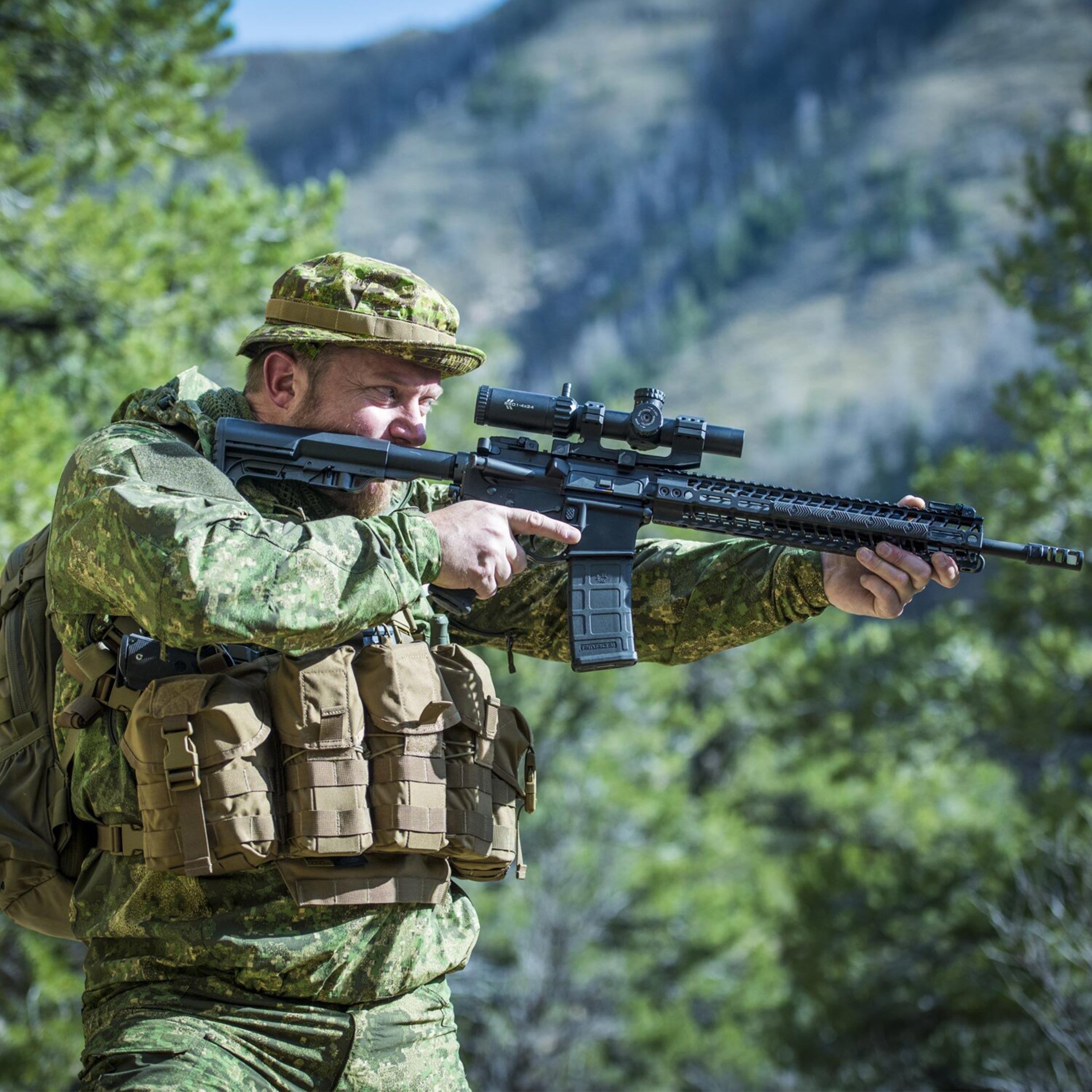 Helikon Guardian Chest Rig Tactical Vest - Coyote