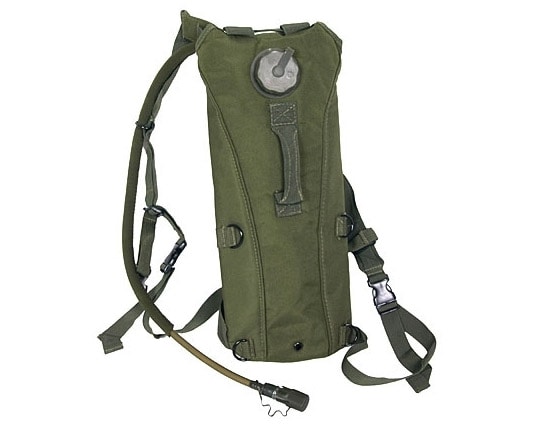 8Fields hydration system - Olive