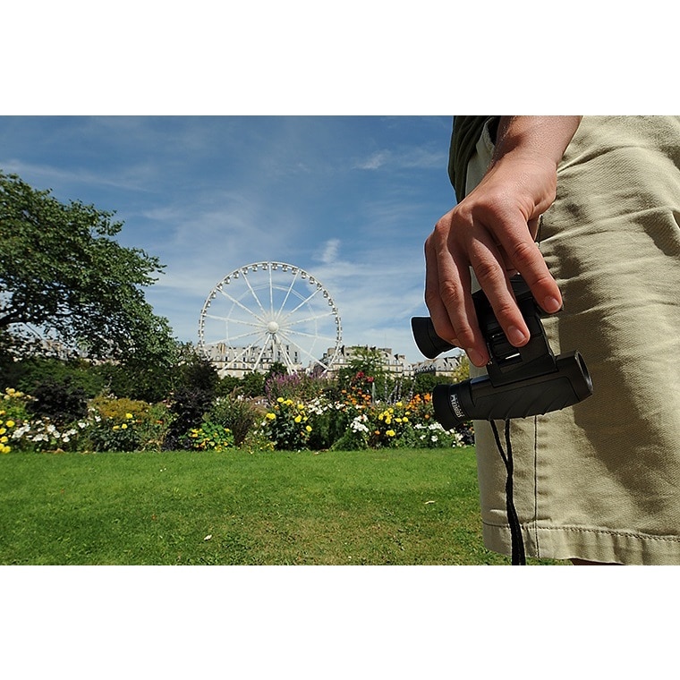 Steiner Safari UltraSharp 8x22 Binoculars