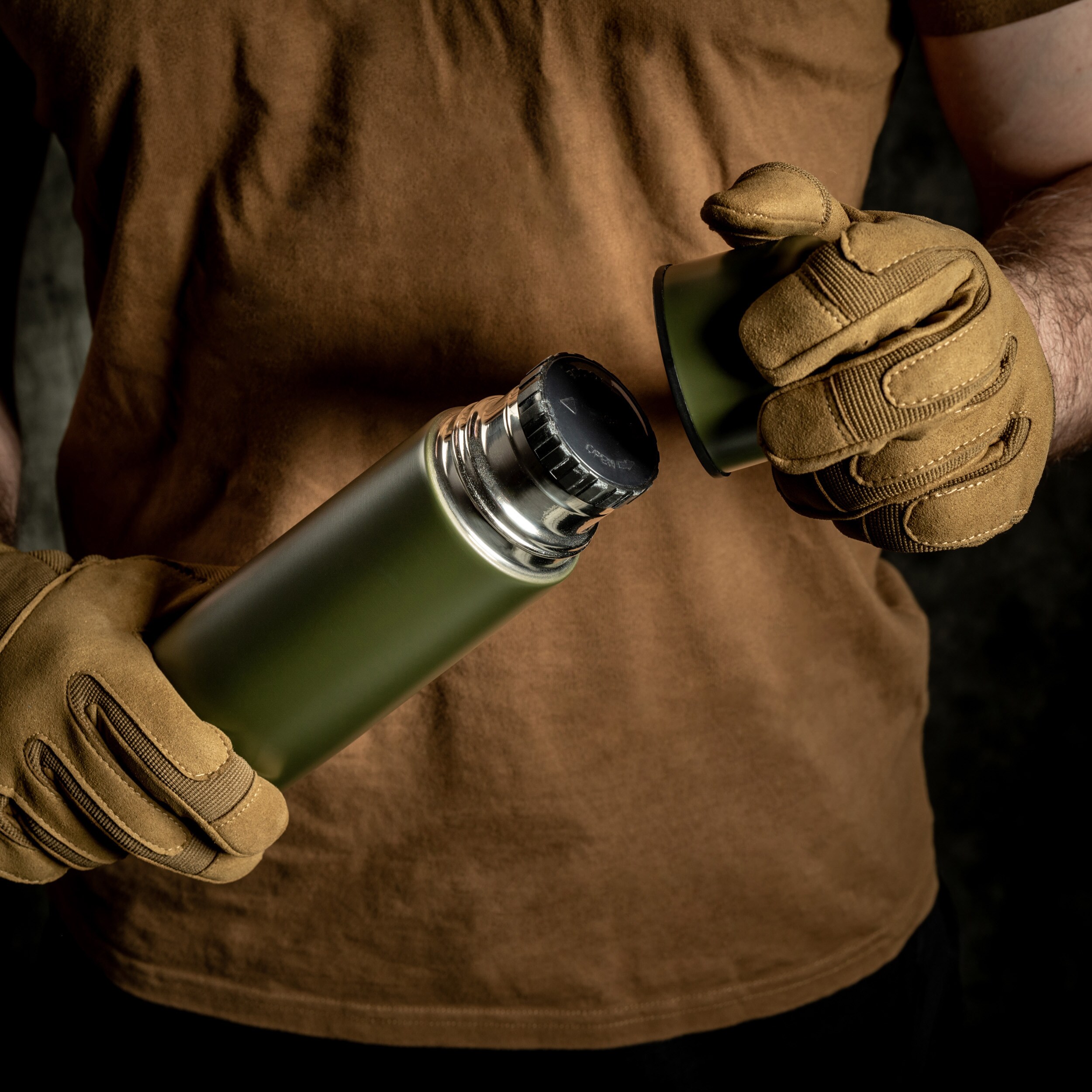 Mil-Tec Stainless Steel Vacuum Flask 500 ml - Olive