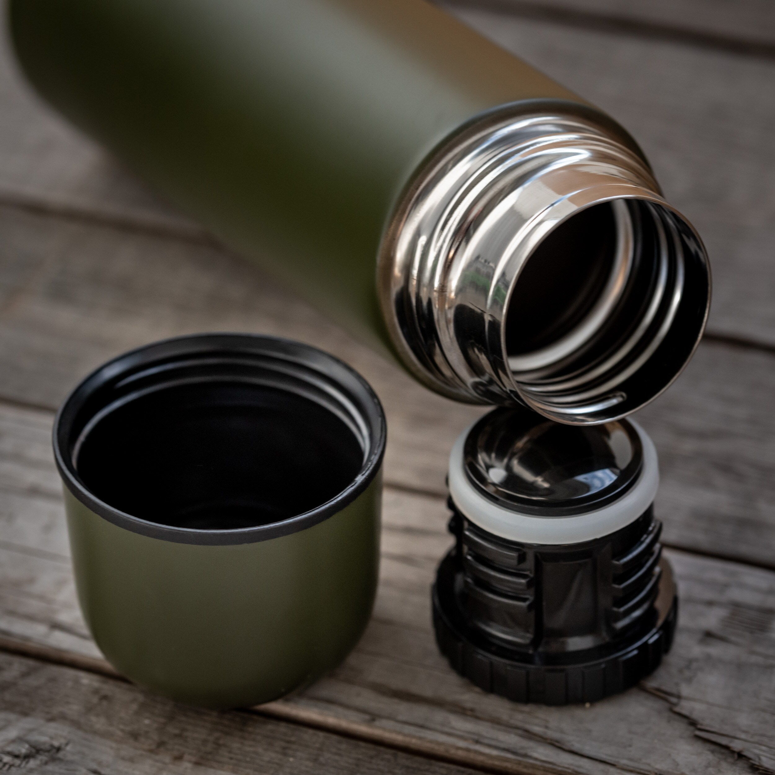 Mil-Tec Stainless Steel Vacuum Flask 500 ml - Olive