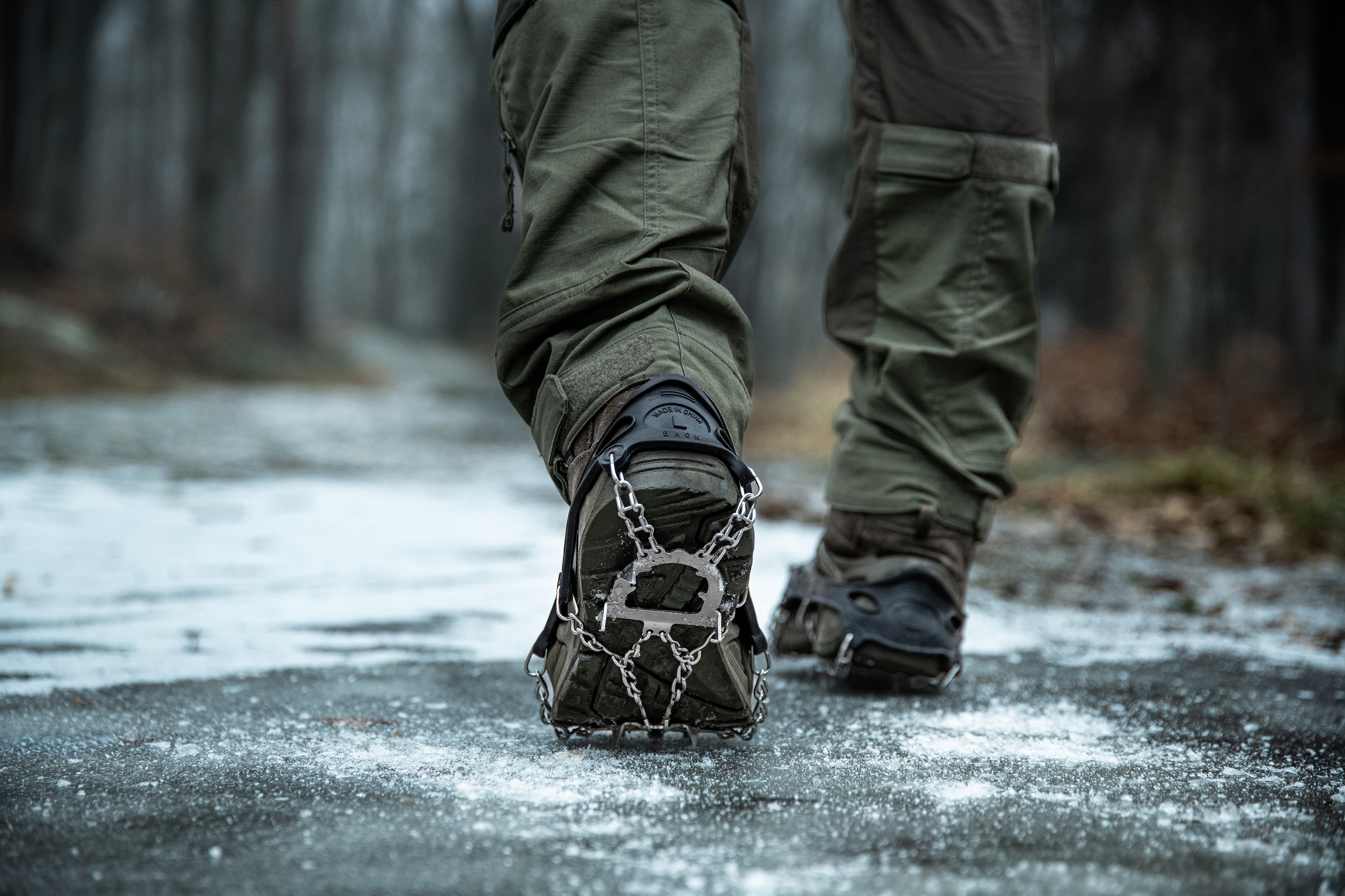 Badger Outdoor Himalaya 12 Pro Crampons - Black